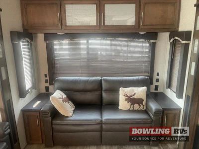 2020 Cougar 315RLS — photo 15 view