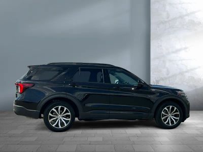 2025 Ford Explorer - Photo 4