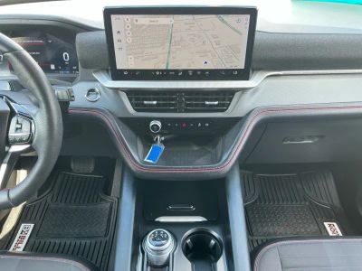 2025 Ford Explorer - Photo 10