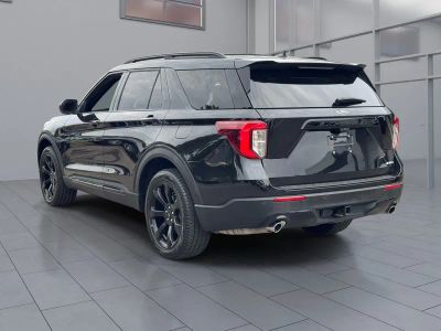 2023 Ford Explorer — detail view