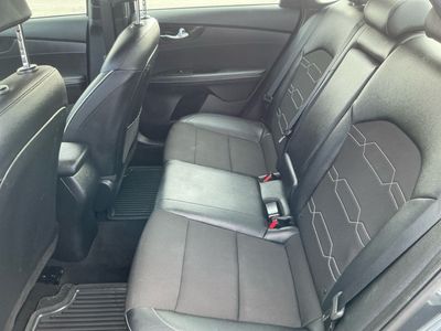2024 Kia Forte — photo 16 view