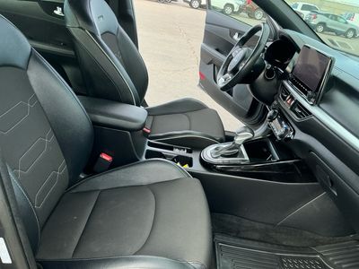 2024 Kia Forte — photo 20 view