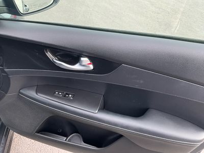 2024 Kia Forte — photo 21 view