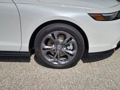 2024 Honda Accord Hybrid — photo 7 view