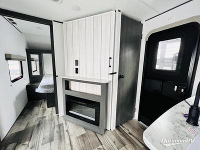 2025 Dutchmen Aspen Trail LE - Photo 7