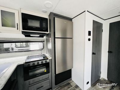 2025 Dutchmen Aspen Trail LE - Photo 15