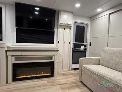 2026 Brinkley Model I - Photo 15