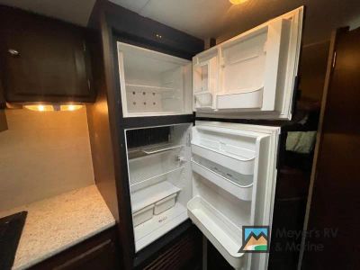 2016 Keystone RV Bullet - Photo 10