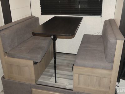 2024 Jayco Jay Flight SLX - Photo 13