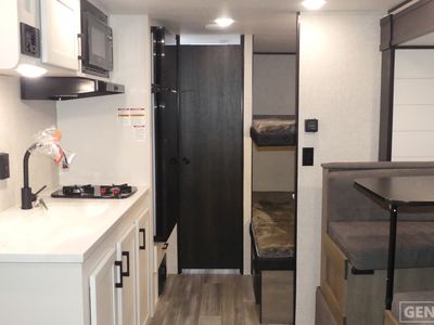 2024 Jayco Jay Flight SLX - Photo 5