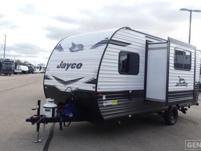 2024 Jayco Jay Flight SLX - Photo 2