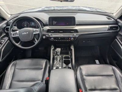 2022 Kia Telluride — photo 14 view