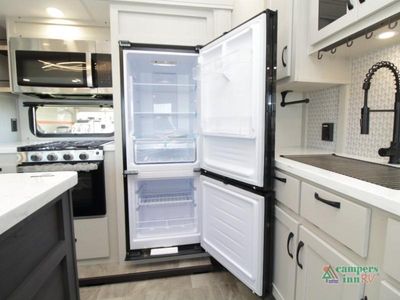 2026 Coachmen RV Chaparral - Photo 13