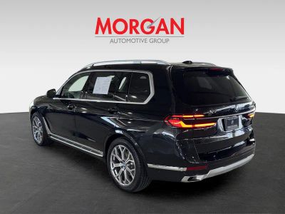 2026 BMW X7 — engine compartment view