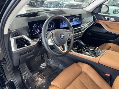 2026 BMW X7 — photo 21 view