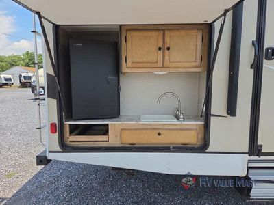 2024 Coachmen RV Freedom Express Liberty Edition - Photo 11