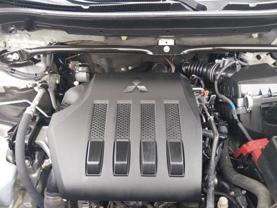 2025 Mitsubishi Eclipse Cross - Photo 9