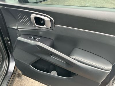 2025 Kia Sorento — photo 21 view