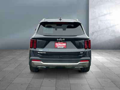 2025 Kia Sorento — detail view