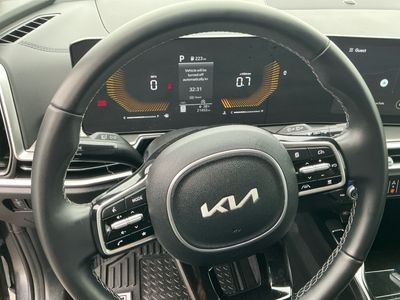 2025 Kia Sorento — photo 13 view