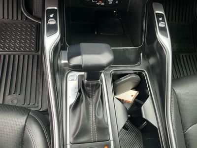 2025 Kia Sorento — photo 12 view