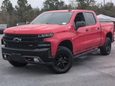 2020 Chevrolet Silverado 1500 LT Trail Boss in Red — front three-quarter view