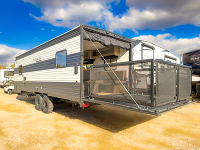 2026 Forest River RV Cherokee Grey Wolf - Photo 10