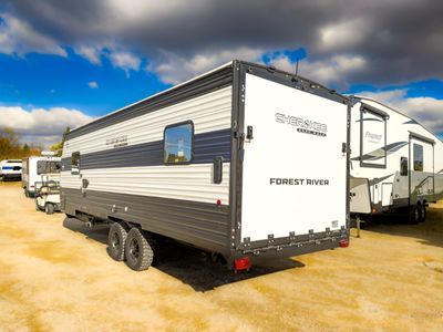2026 Forest River RV Cherokee Grey Wolf - Photo 8