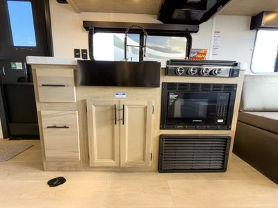 2026 Forest River RV Cherokee Grey Wolf - Photo 28