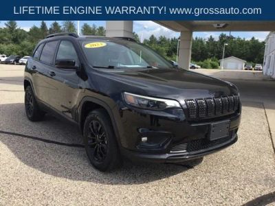 2023 Jeep Cherokee — side profile view