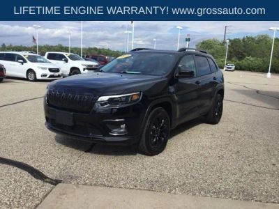 2023 Jeep Cherokee — interior view