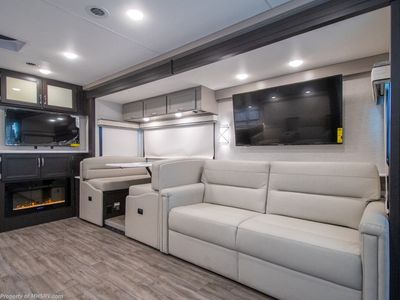 2026 Thor Motor Coach Indigo - Photo 8