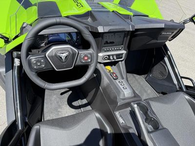 2025 Polaris Slingshot Slingshot SL AutoDrive Liquid Lime - Photo 12