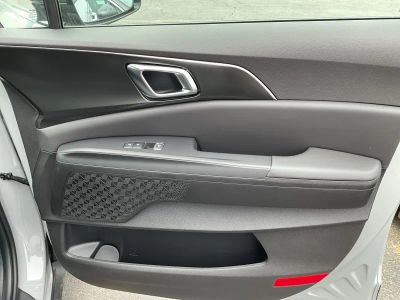 2026 Kia Carnival — photo 21 view