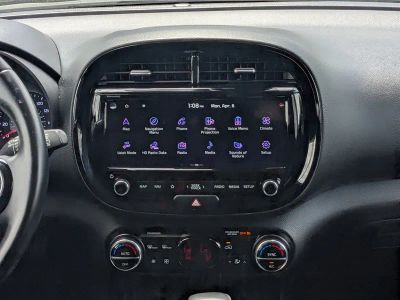 2022 Kia Soul — photo 18 view