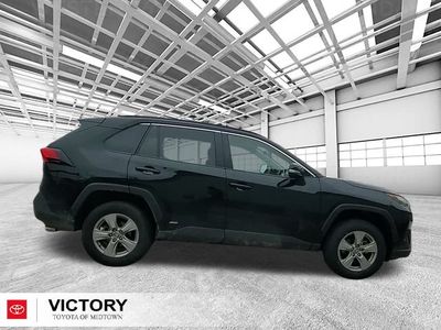 2025 Toyota RAV4 Hybrid - Photo 2