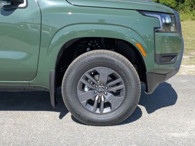 2026 Nissan Frontier — photo 11 view