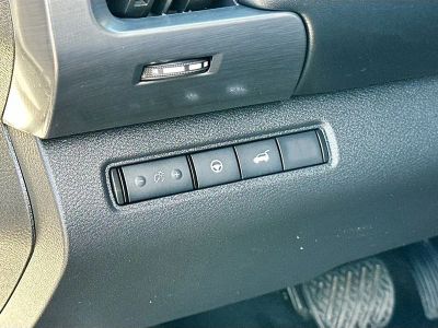 2023 Nissan Pathfinder — photo 10 view