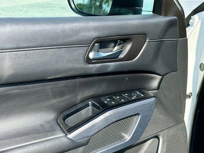 2023 Nissan Pathfinder — photo 18 view