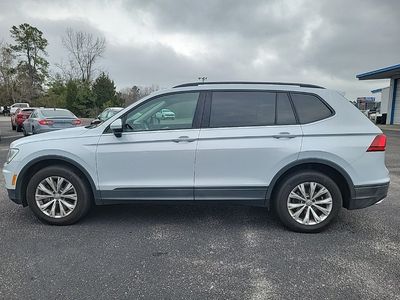 2018 Volkswagen Tiguan — rear three-quarter view