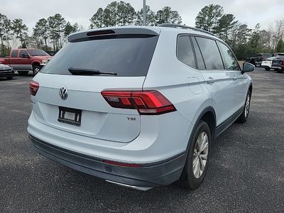 2018 Volkswagen Tiguan — engine compartment view