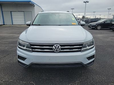 2018 Volkswagen Tiguan 2.0T S — front three-quarter view
