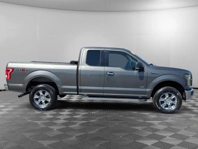 2016 Ford F-150 — interior view