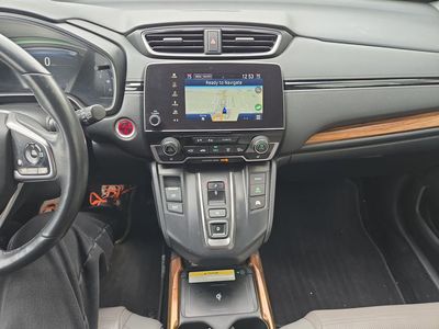 2022 Honda CR-V Hybrid Touring - Photo 18
