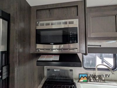 2021 Jayco Jay Flight SLX 8 - Photo 12