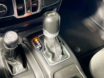 2024 Jeep Wrangler — photo 20 view
