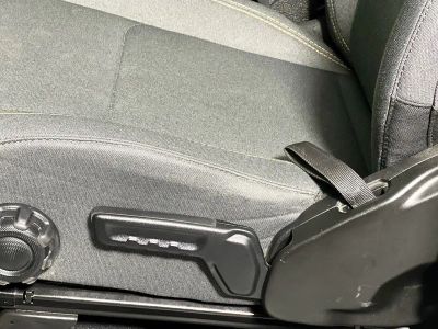 2024 Jeep Wrangler — photo 12 view
