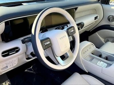 2026 Hyundai Palisade — engine compartment view