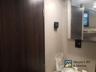 2018 Keystone RV Summerland - Photo 10