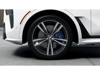 2026 BMW X7 xDrive40i — photo 7 view